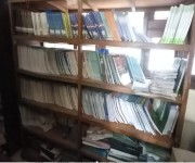 Custom DIY Rak Buku Modern